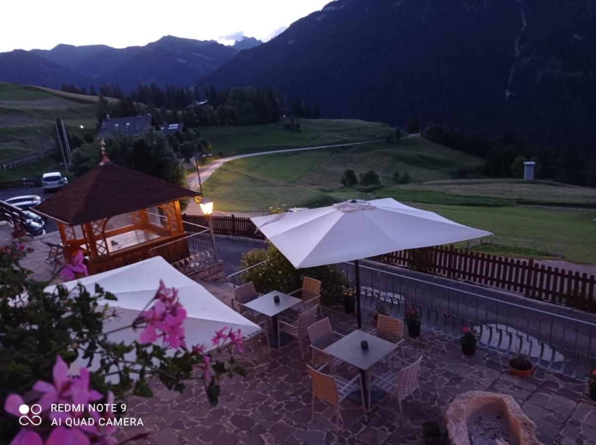 Hotel Millefiori Vigo di Fassa Luaran gambar