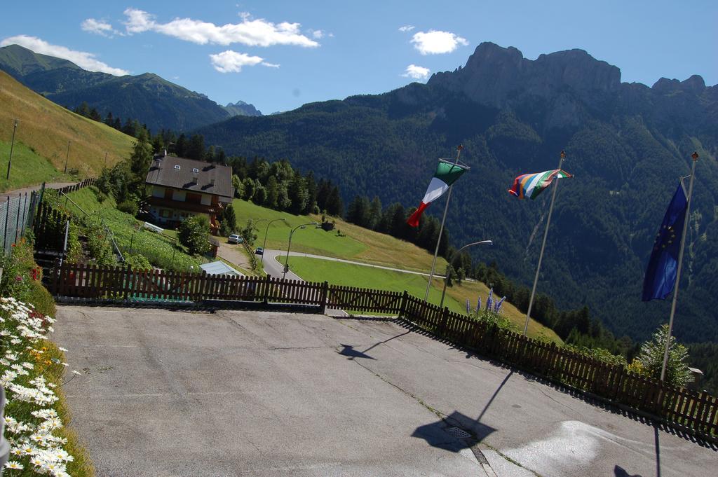 Hotel Millefiori Vigo di Fassa Luaran gambar