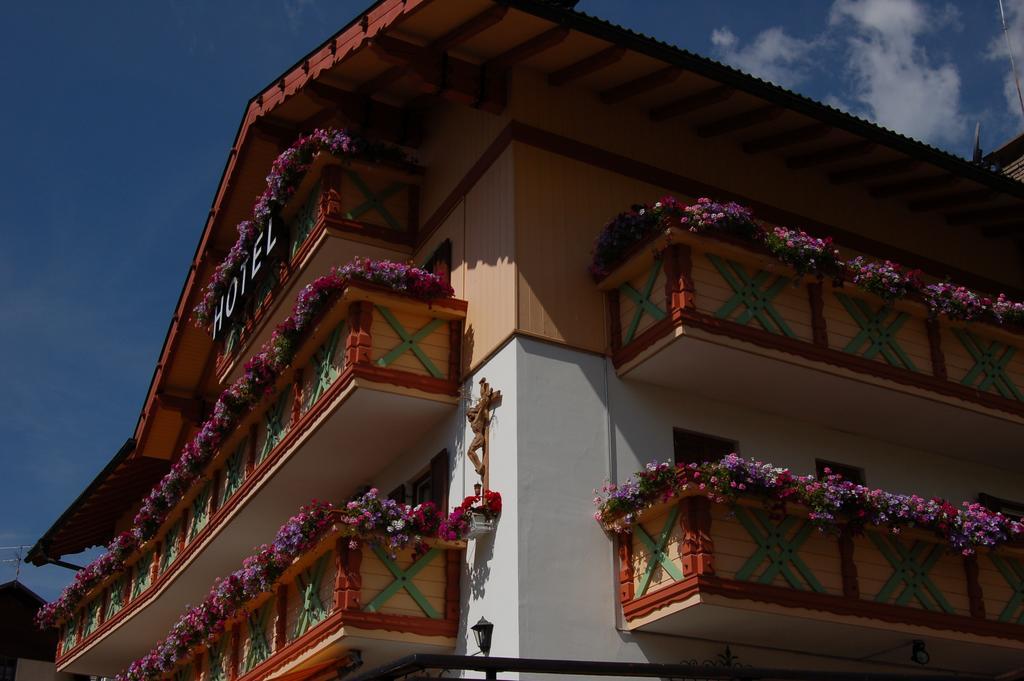 Hotel Millefiori Vigo di Fassa Luaran gambar